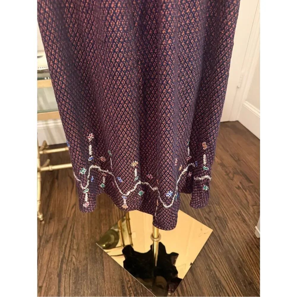 Free People in the Clouds Embroidered Embellished Mini Dress-Tunic
TT15 - Picture 6 of 9